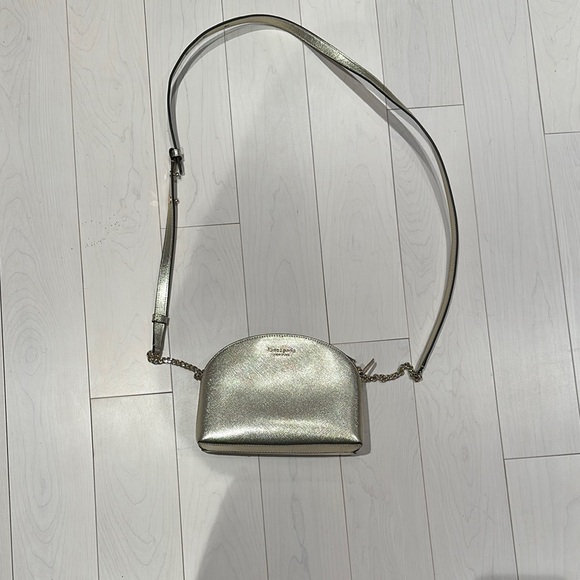 Like new!! - Kate Spade Gold Metallic Crossbody Bag - Picture 1 of 7